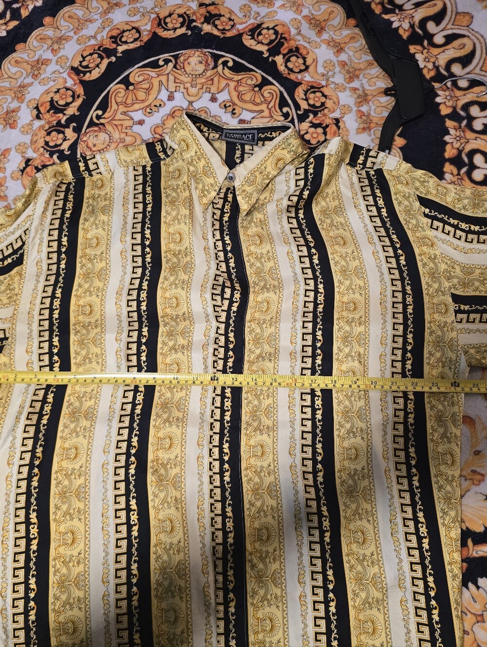 Authentic VERSACE CLASSIC V2 silk shirt - Picture 6 of 8